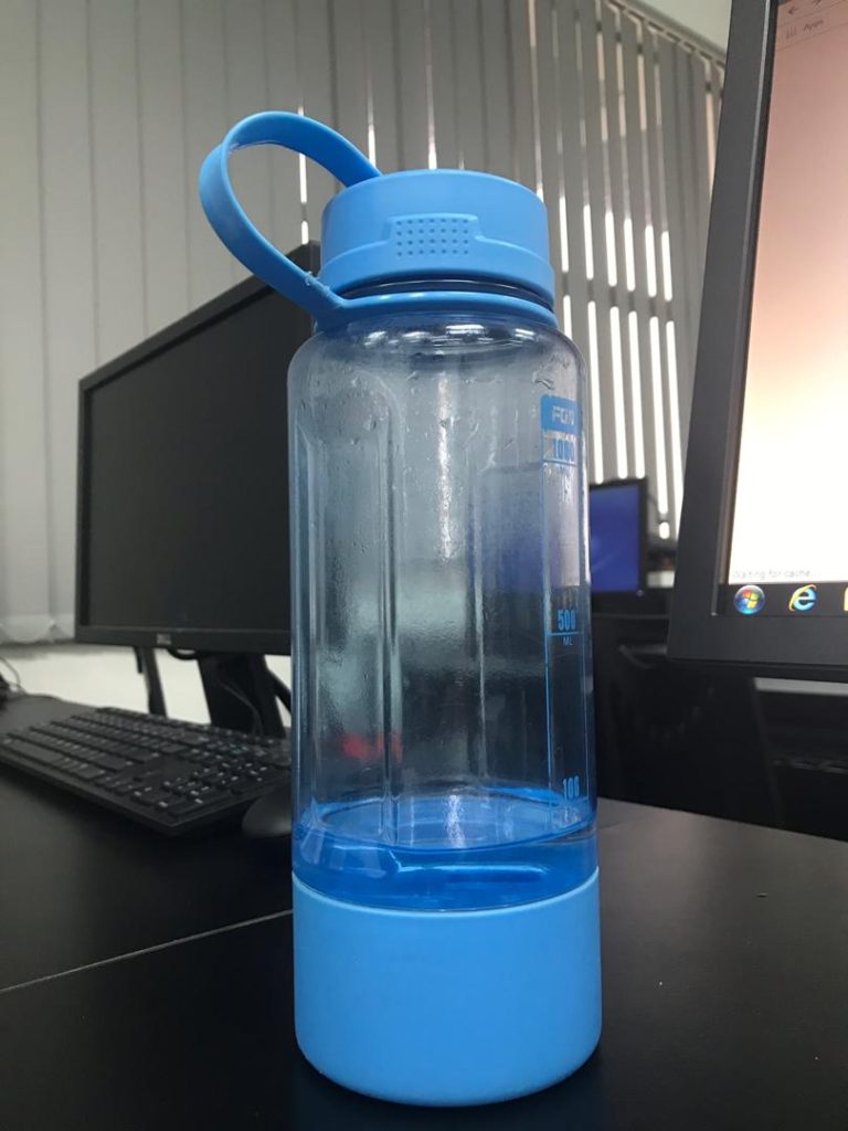 Owala FreeSip Water Bottle Review: The Leakproof TikTok Hydration Upgrade