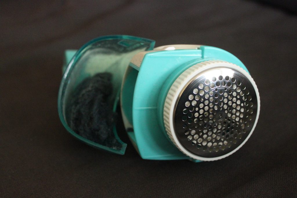 Prediction: Rechargeable Fabric Shavers Will Be the 2026 Closet-Saver (What to Buy & What to Avoid)