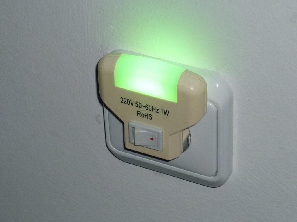 Motion sensor night light