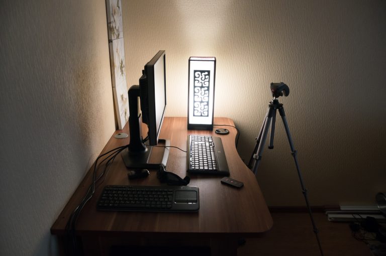 Prediction: Monitor Light Bars Will Be the 2026 Desk Upgrade Amazon Shoppers Actually Keep Using